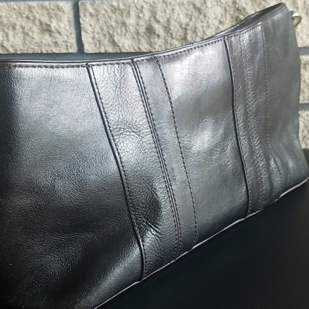 Vintage Etienne Aigner Leather Shoulder Bag - Picture 10 of 15
